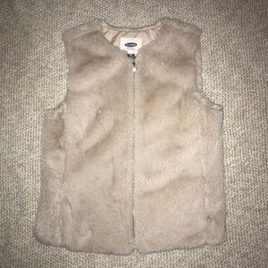 Old navy faux fur cream zipper vest